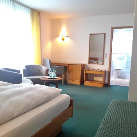 Dirkschnieder 住宿加早餐酒店